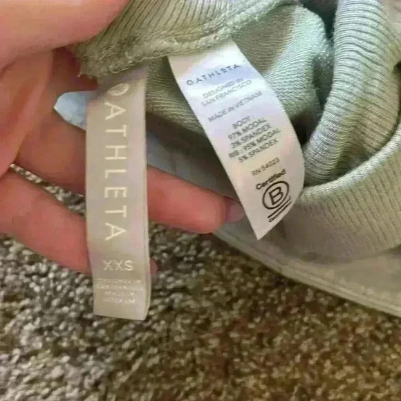 Athleta Mint Green Cardigan - Picture 2 of 3